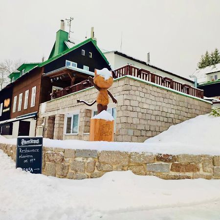 Hotel Peklo Pro Rodiny S Detmi Josefuv Dul Bagian luar foto