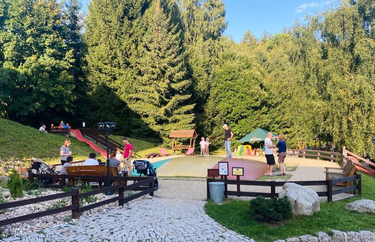 Hotel Peklo Pro Rodiny S Detmi Josefuv Dul Bagian luar foto